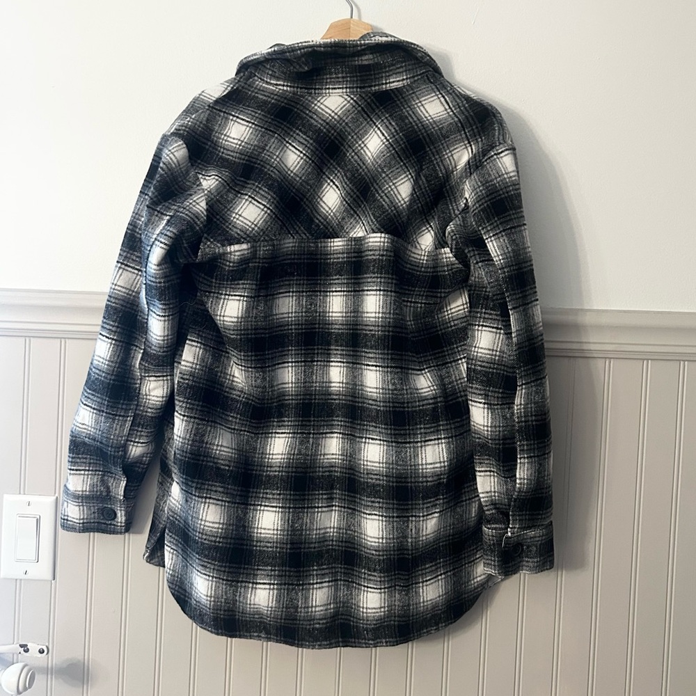 Thread & Supply XS Black and Ivory Plaid Shacket - Picture 6 of 6